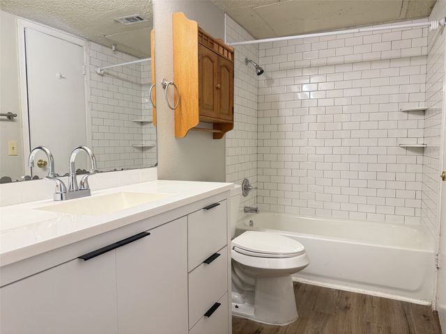 740 W Collins Street, Denton, TX 76201