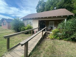 1320 W Liveoak, Durant, OK 74701