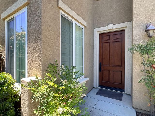 18285 Los Padres Place, Morgan Hill, CA 95037