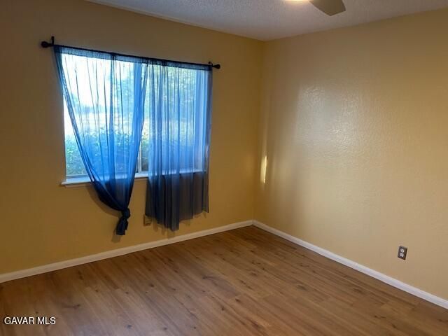 9344 E Avenue T, Littlerock, CA 93543