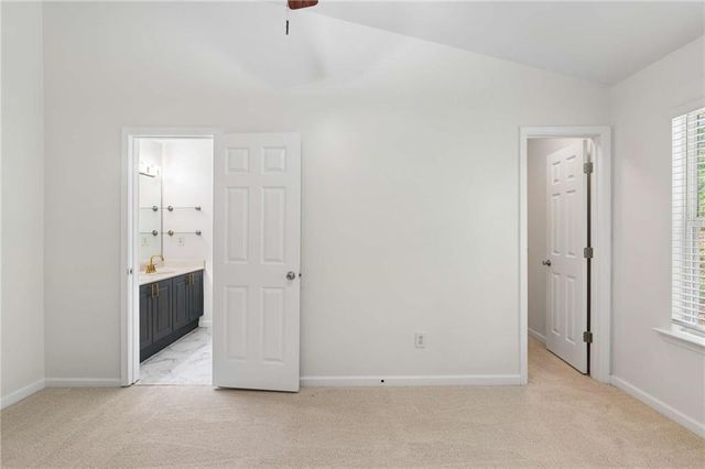 1064 Liberty Parkway NW, Atlanta, GA 30318