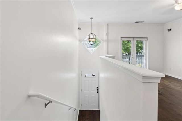 1064 Liberty Parkway NW, Atlanta, GA 30318