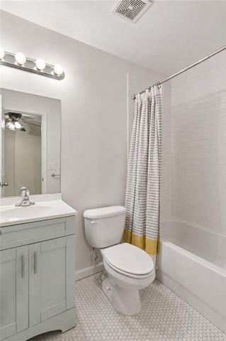 1064 Liberty Parkway NW, Atlanta, GA 30318