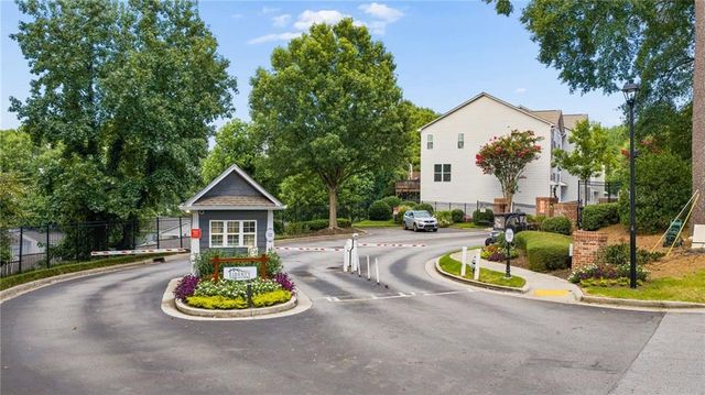 1064 Liberty Parkway NW, Atlanta, GA 30318