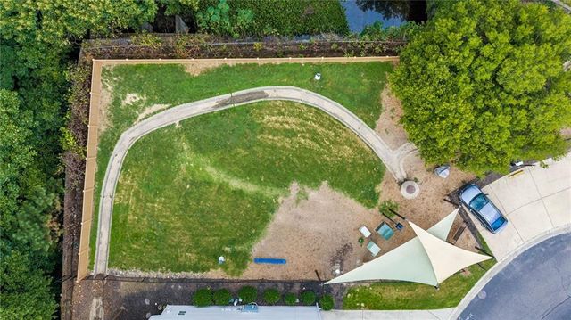 1064 Liberty Parkway NW, Atlanta, GA 30318