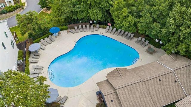 1064 Liberty Parkway NW, Atlanta, GA 30318