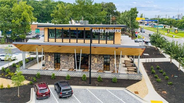 1064 Liberty Parkway NW, Atlanta, GA 30318