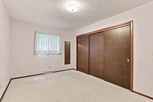 1610 WYMAN STREET, New London, WI 54961