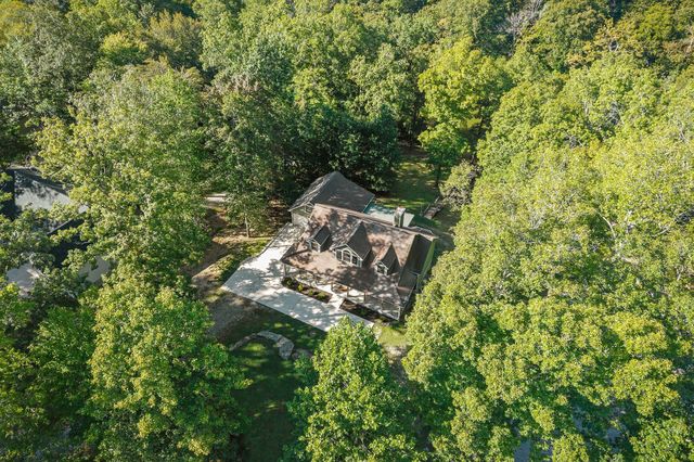 115 Long Point Dr, Rock Island, TN 38581