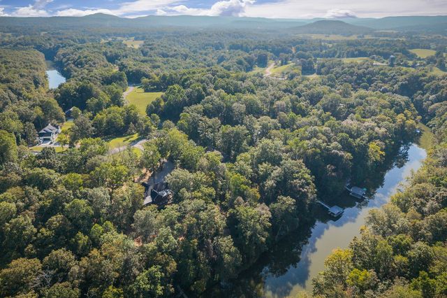 115 Long Point Dr, Rock Island, TN 38581