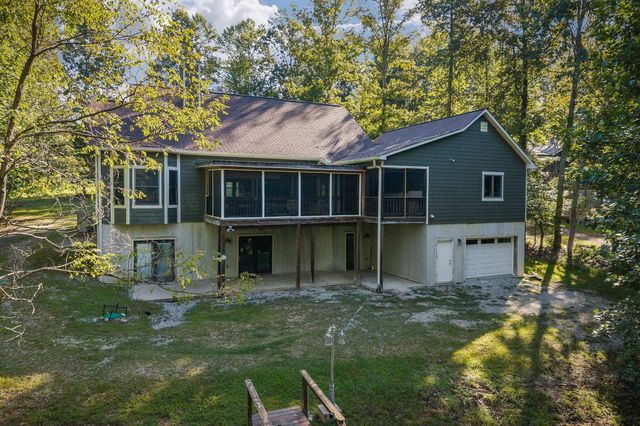 115 Long Point Dr, Rock Island, TN 38581