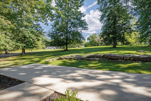 115 Long Point Dr, Rock Island, TN 38581