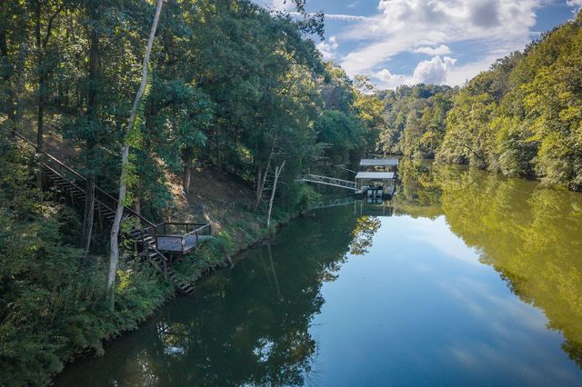 115 Long Point Dr, Rock Island, TN 38581