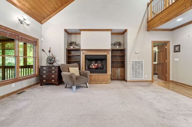 115 Long Point Dr, Rock Island, TN 38581