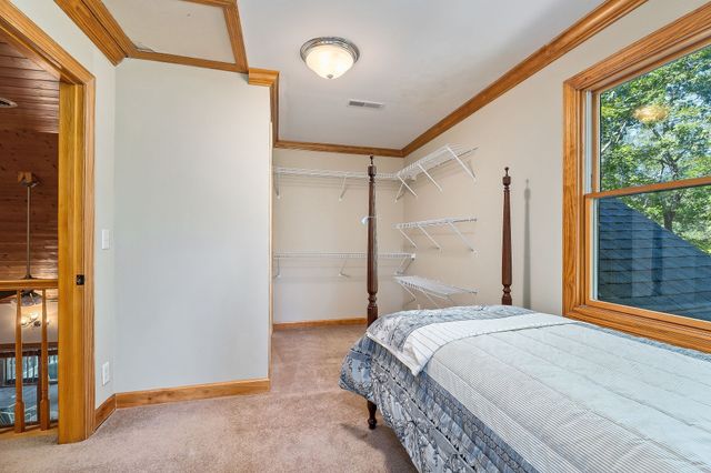 115 Long Point Dr, Rock Island, TN 38581