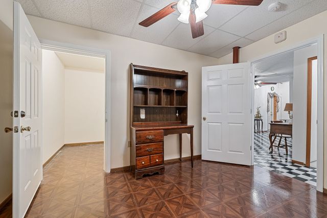 115 Long Point Dr, Rock Island, TN 38581