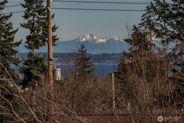 1335 13th Street, Port Townsend, WA 98368