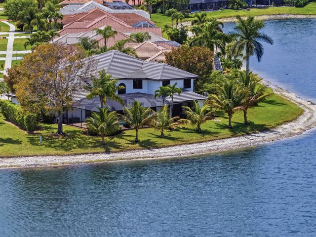 22257 Vista Lago Drive, Boca Raton, FL 33428