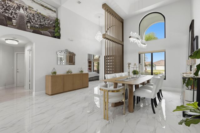 22257 Vista Lago Drive, Boca Raton, FL 33428