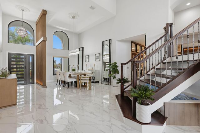 22257 Vista Lago Drive, Boca Raton, FL 33428