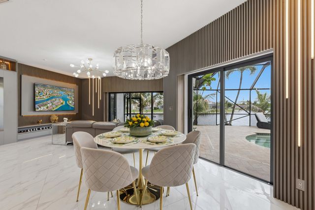 22257 Vista Lago Drive, Boca Raton, FL 33428