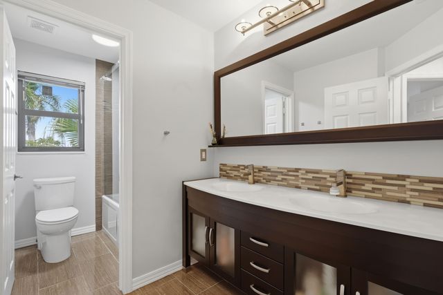 22257 Vista Lago Drive, Boca Raton, FL 33428