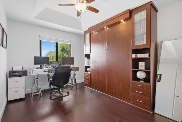 22257 Vista Lago Drive, Boca Raton, FL 33428