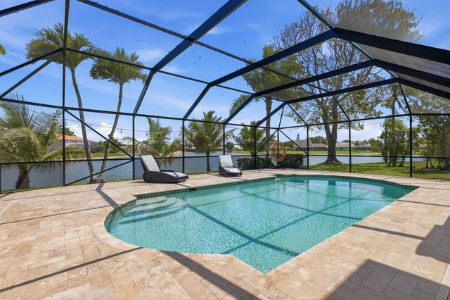 22257 Vista Lago Drive, Boca Raton, FL 33428