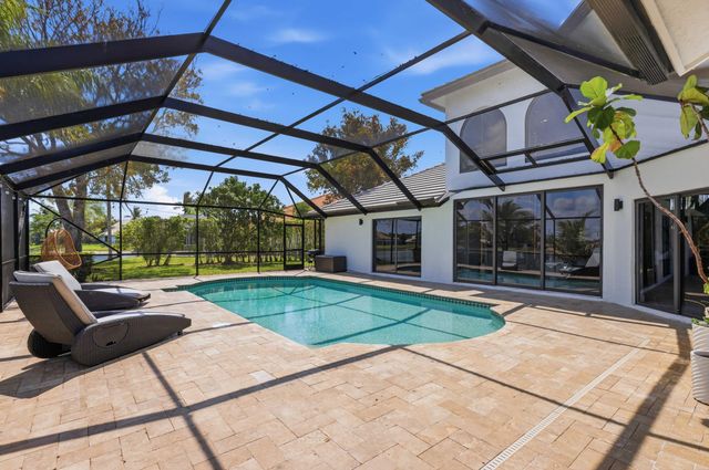 22257 Vista Lago Drive, Boca Raton, FL 33428