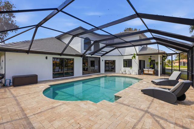 22257 Vista Lago Drive, Boca Raton, FL 33428