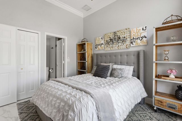 22257 Vista Lago Drive, Boca Raton, FL 33428