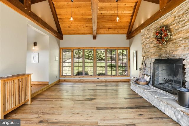 12101 MOUNTAINSIDE DR, Mercersburg, PA 17236