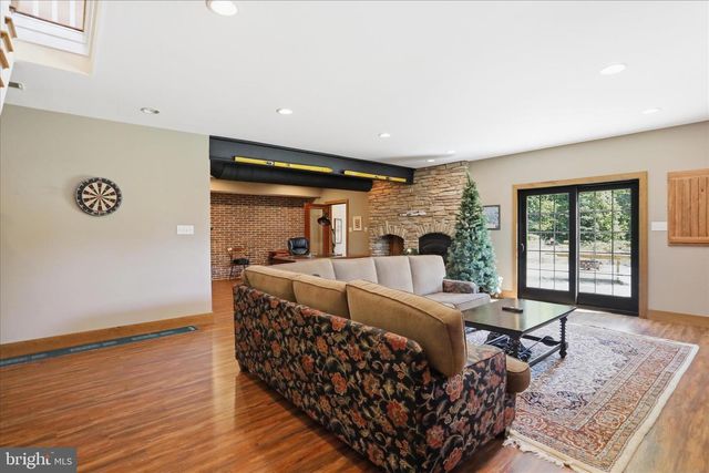 12101 MOUNTAINSIDE DR, Mercersburg, PA 17236