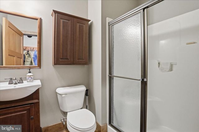12101 MOUNTAINSIDE DR, Mercersburg, PA 17236