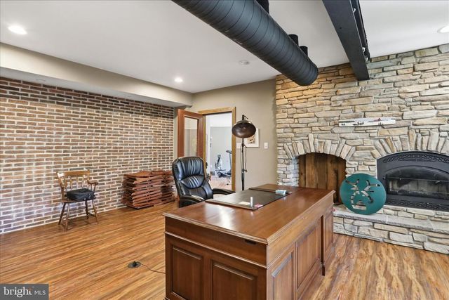 12101 MOUNTAINSIDE DR, Mercersburg, PA 17236