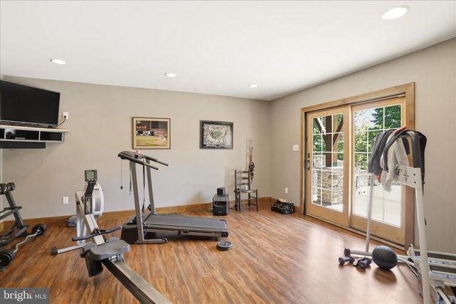 12101 MOUNTAINSIDE DR, Mercersburg, PA 17236