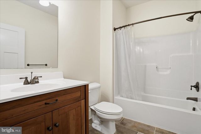 12101 MOUNTAINSIDE DR, Mercersburg, PA 17236