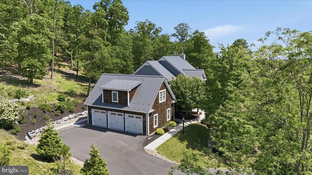 12101 MOUNTAINSIDE DR, Mercersburg, PA 17236