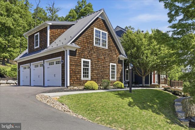 12101 MOUNTAINSIDE DR, Mercersburg, PA 17236