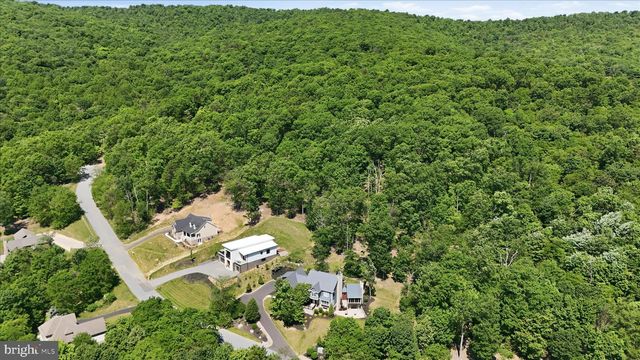 12101 MOUNTAINSIDE DR, Mercersburg, PA 17236