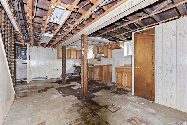 923 Quincy Avenue, Bronx, NY 10465