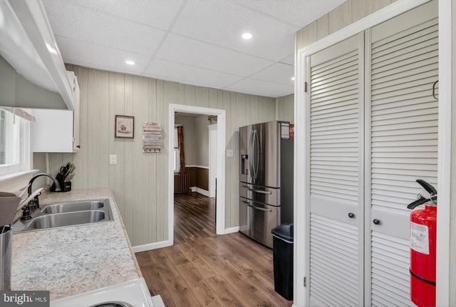 142 HIGH ST, Woodbury, NJ 08096