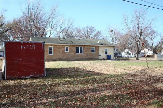 1100 Elm Street, Eudora, KS 66025