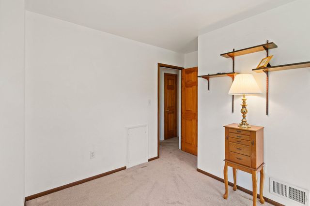945 HOMBERG AVE, Baltimore, MD 21221