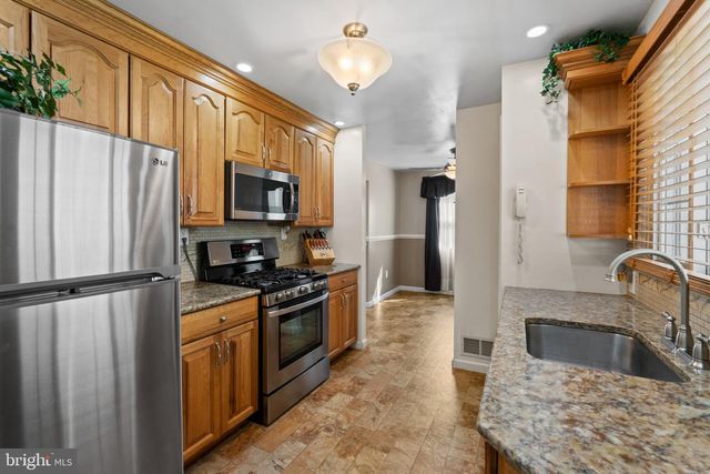 945 HOMBERG AVE, Baltimore, MD 21221