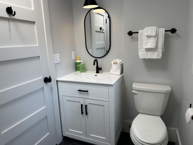 852 NW Columbia Street, Bend, OR 97703