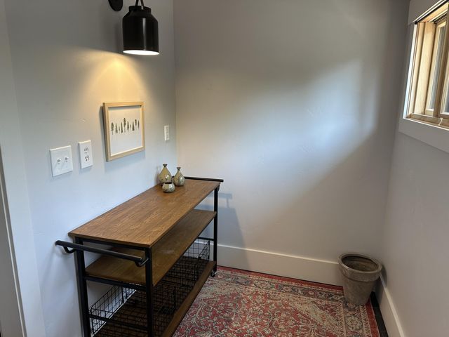 852 NW Columbia Street, Bend, OR 97703