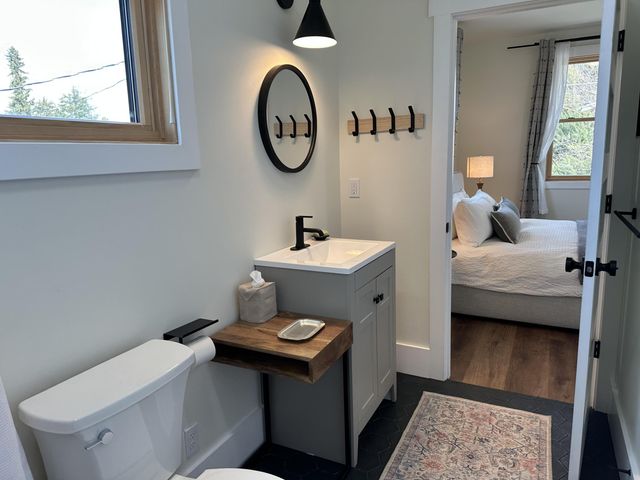 852 NW Columbia Street, Bend, OR 97703