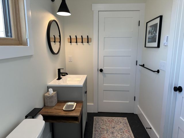 852 NW Columbia Street, Bend, OR 97703