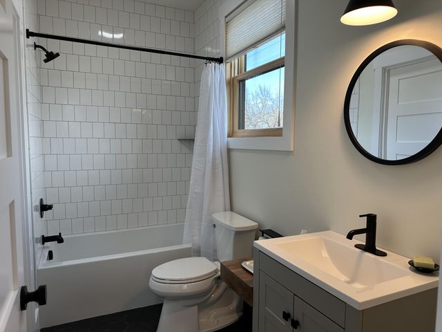 852 NW Columbia Street, Bend, OR 97703